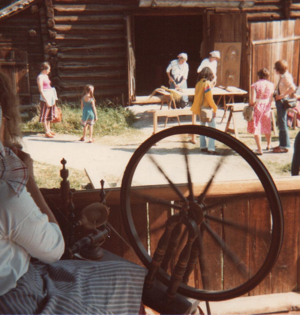 Beating and spinning flax in Alvrosgarden, Stockholm