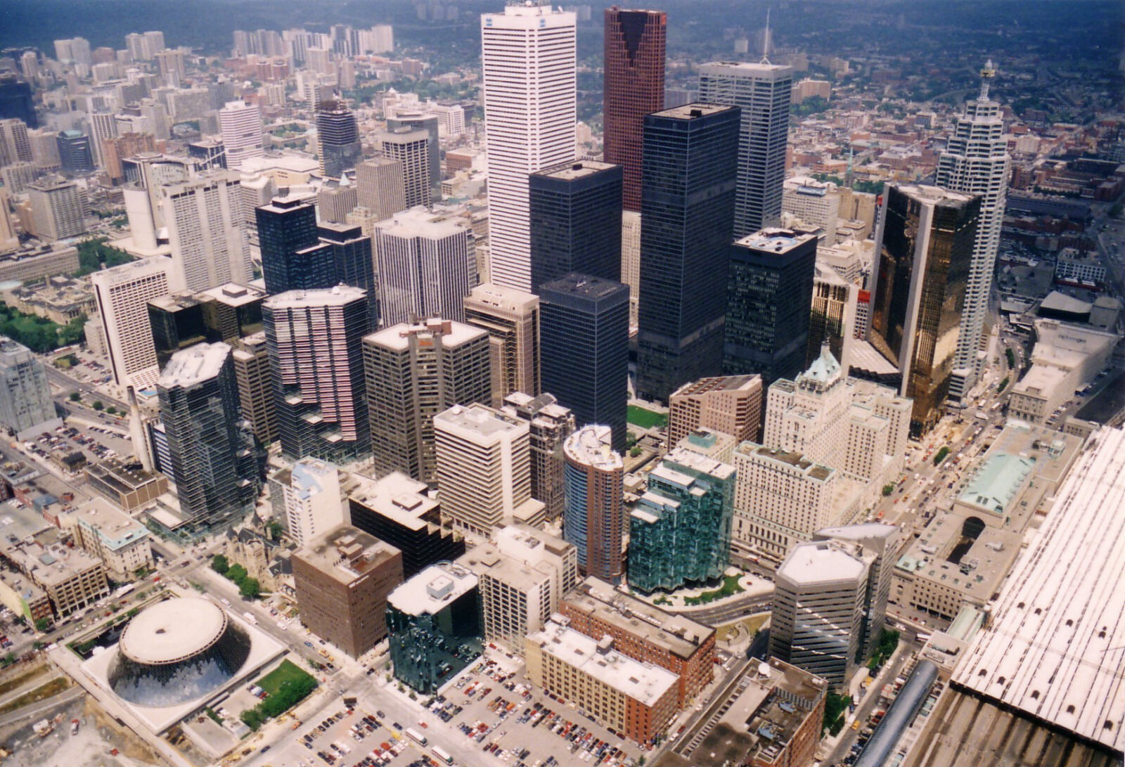 Downtown Toronto from 1400 feet up the CN tower, Canada