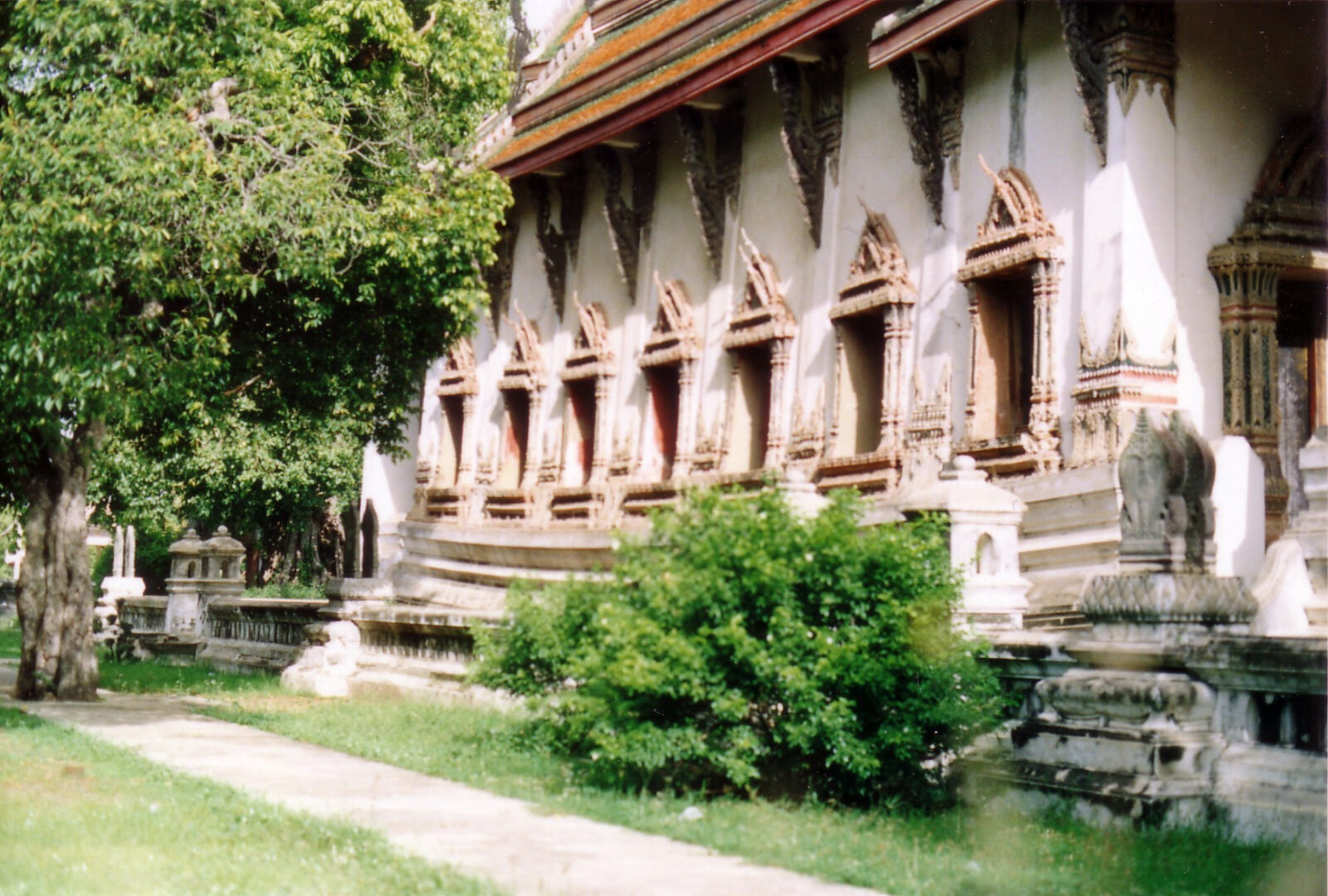 Wat Suwen Dararam at Ayuthaya, Thailand