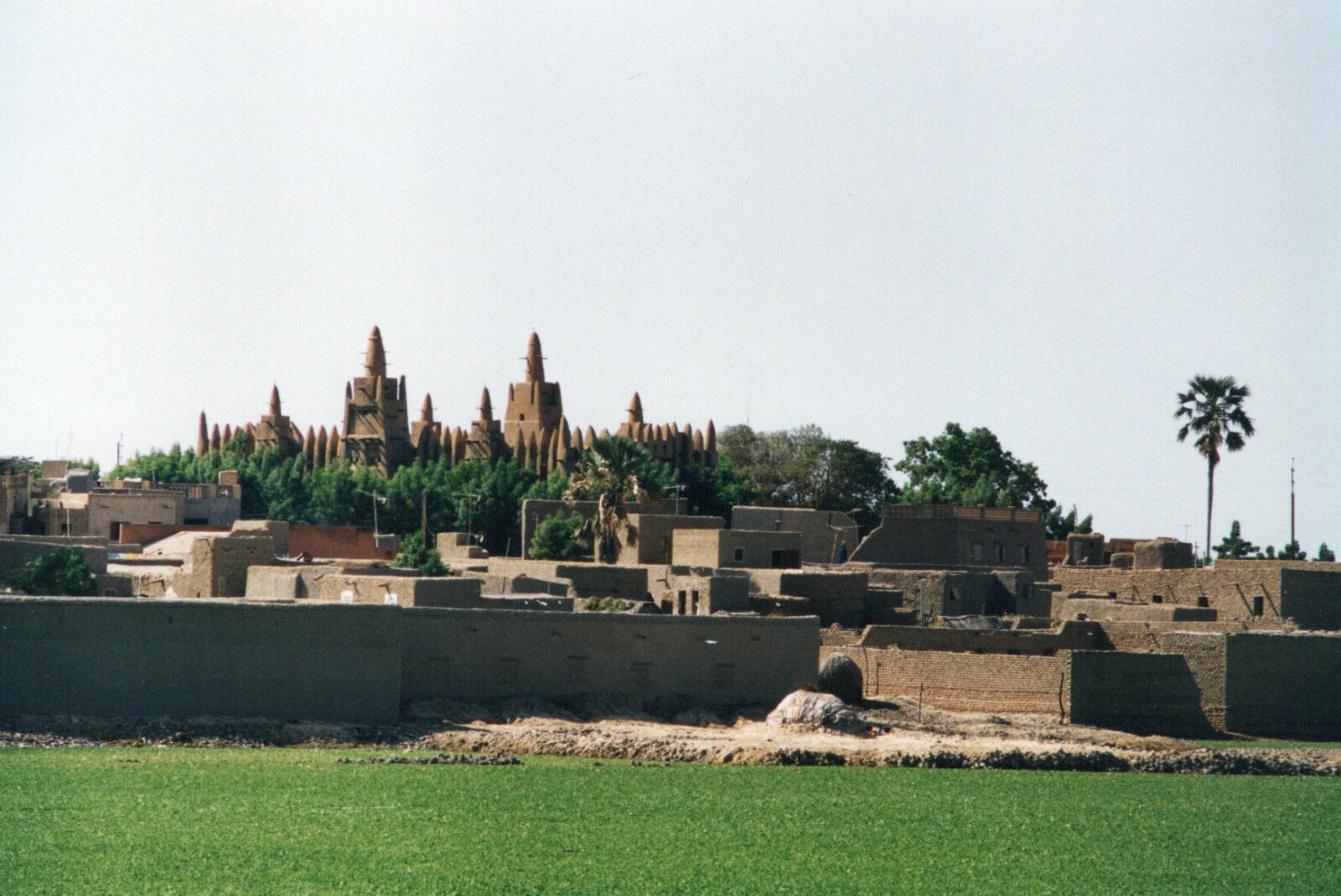 The Grand Mosque in Mopti from the causeway