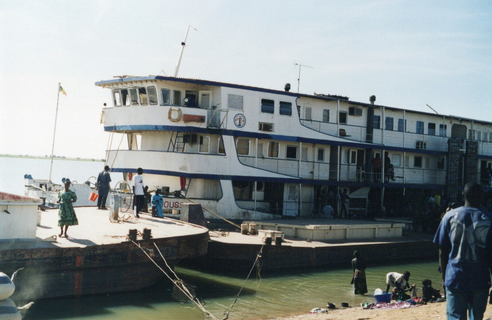 The Niger river ferry from Mopti to Timbuktu