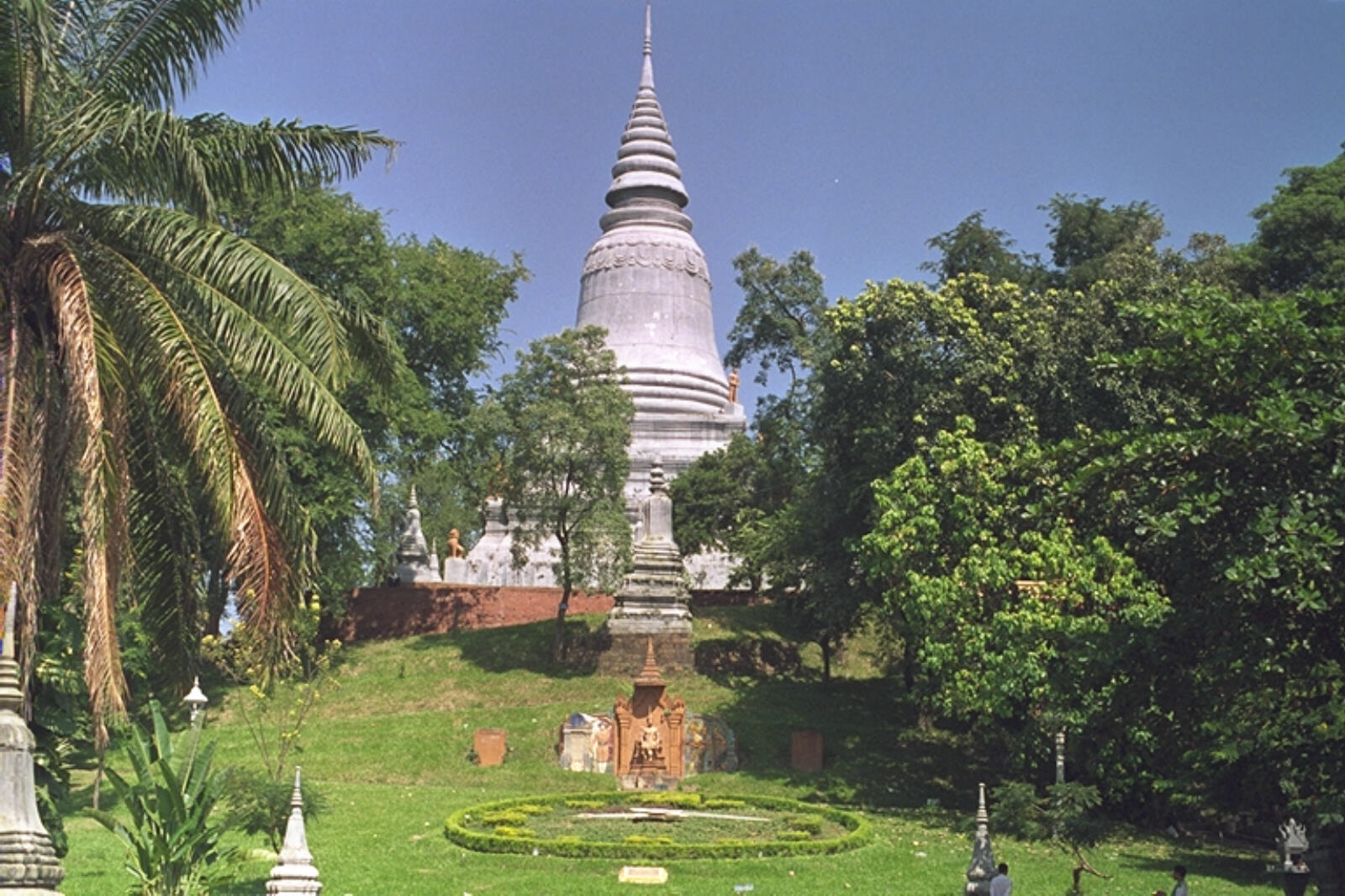 Wat Phnom in Phnom Penh, Cambodia