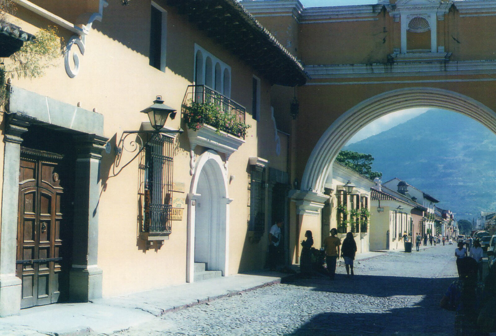 St Catherine's Arch in 5th Avenue, Antigua Guatemala