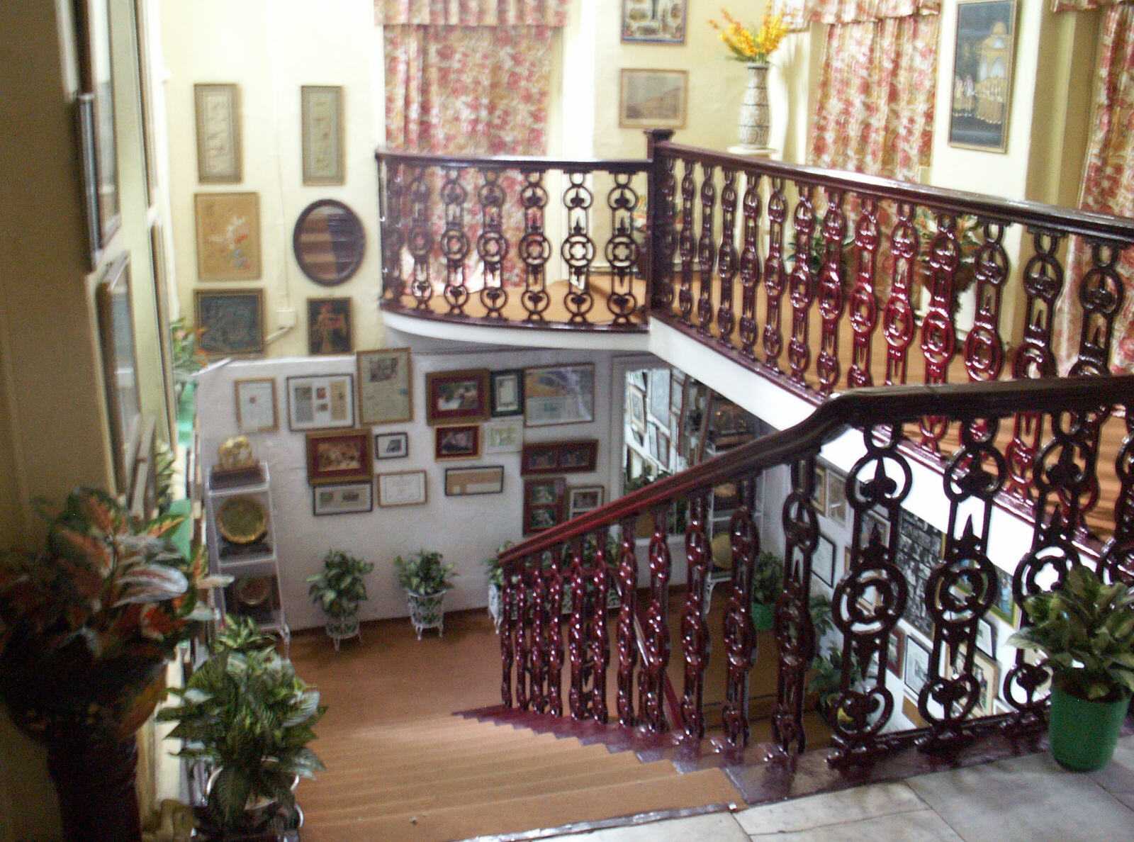 The main staircase at the Fairlawn hotel in Calcutta