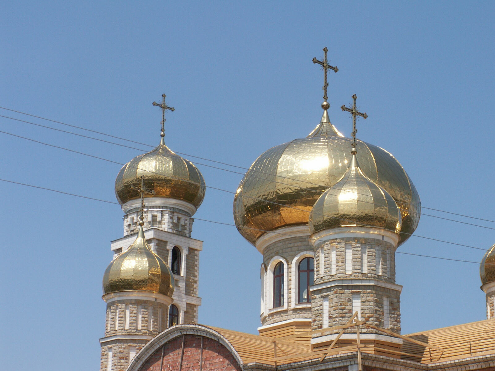 The golden-domed church at Glinjeni, Moldova