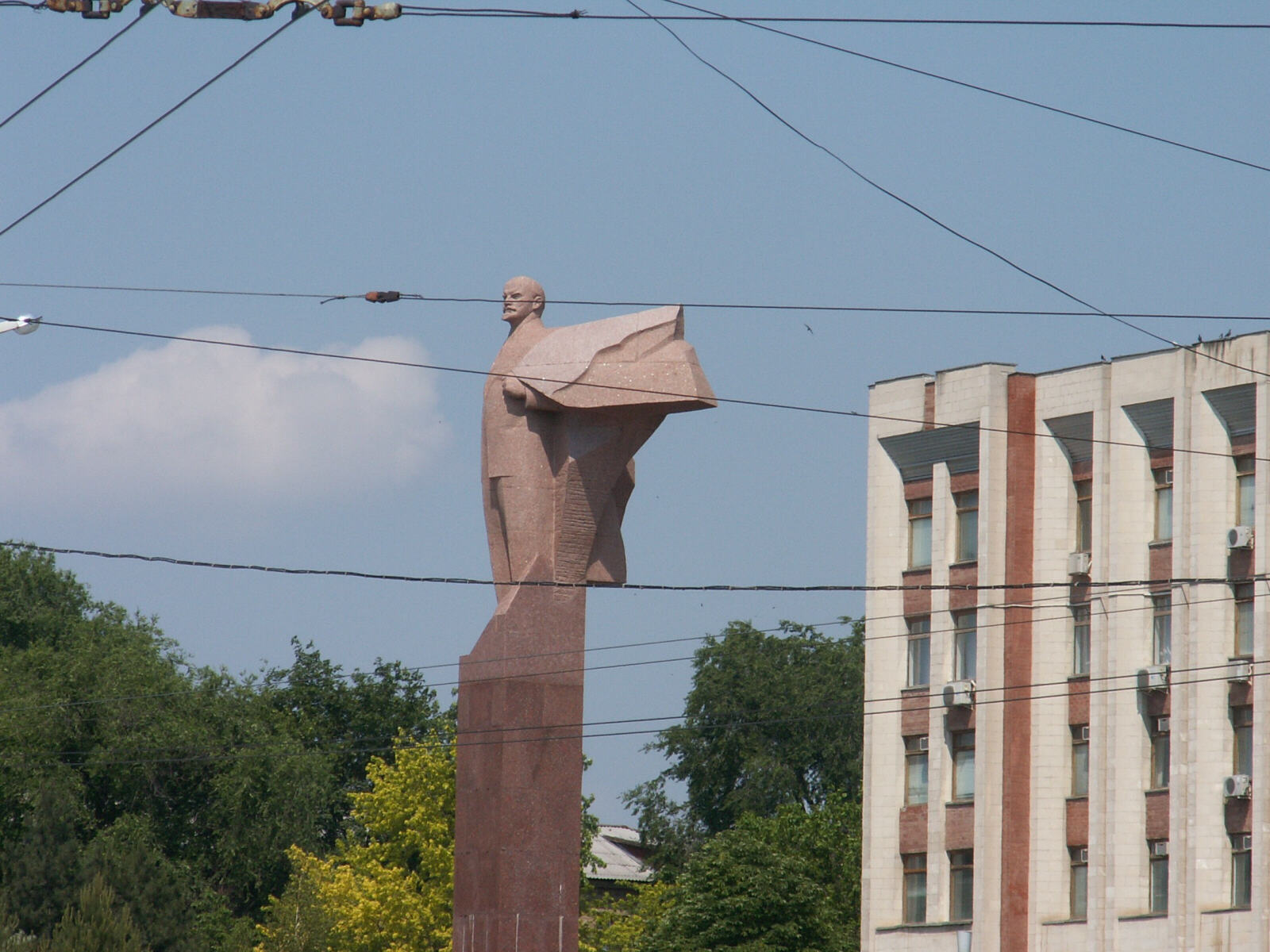 Statue of Lenin in Tirasopol, Transnistria