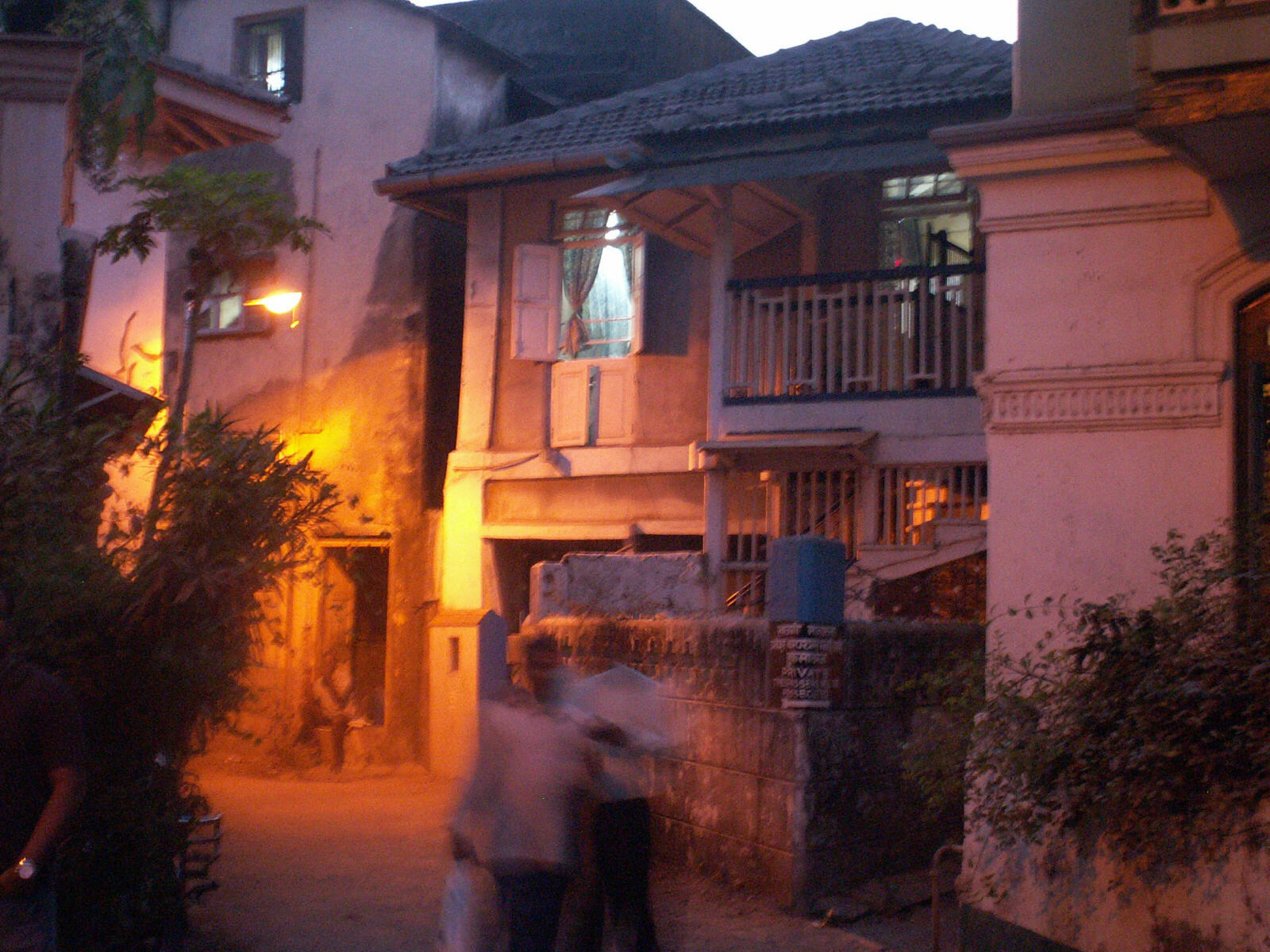 A house in Kotachi Wadi district of Bombay / Mumbai