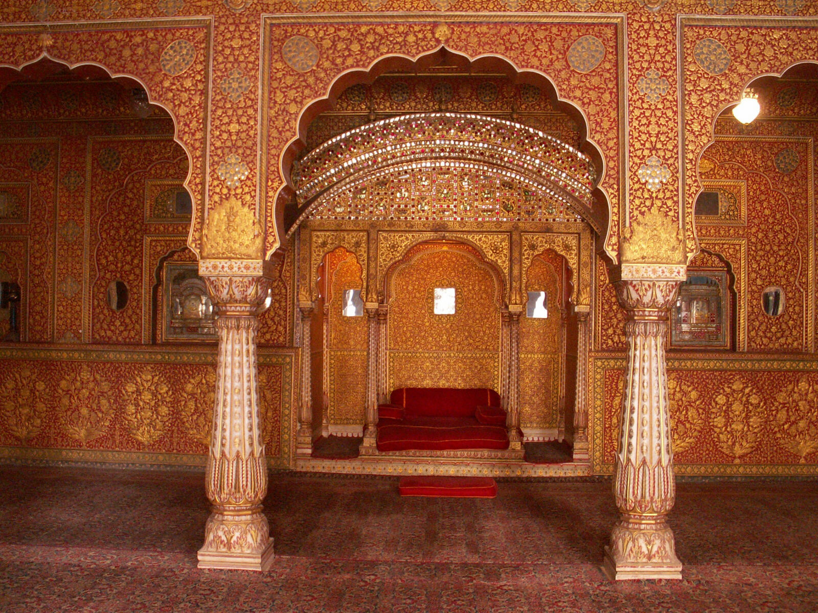 A room inside a palace in the fort at Bikaner, Rajasthan