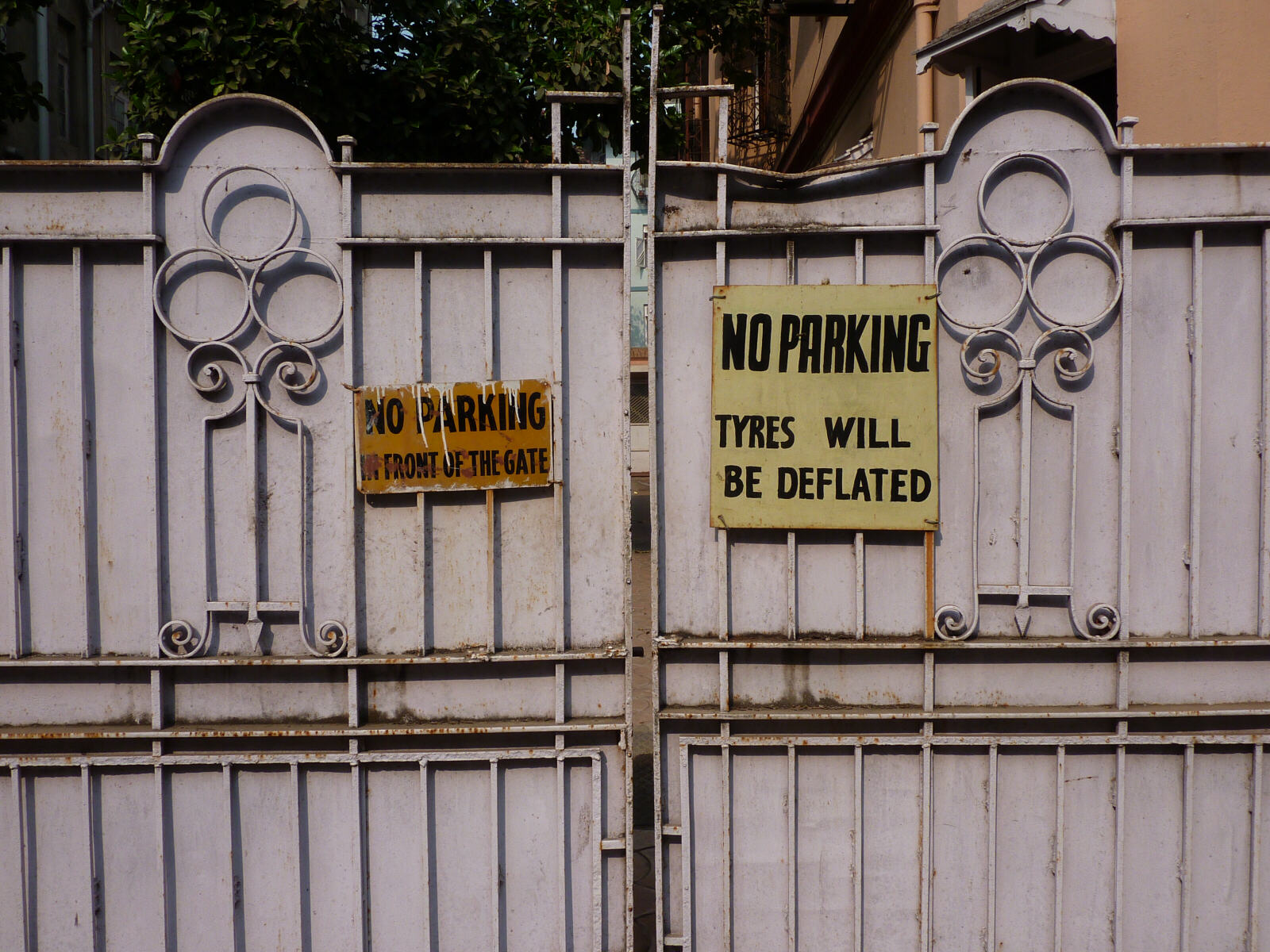 No parking in Mumbai, you have been warned!