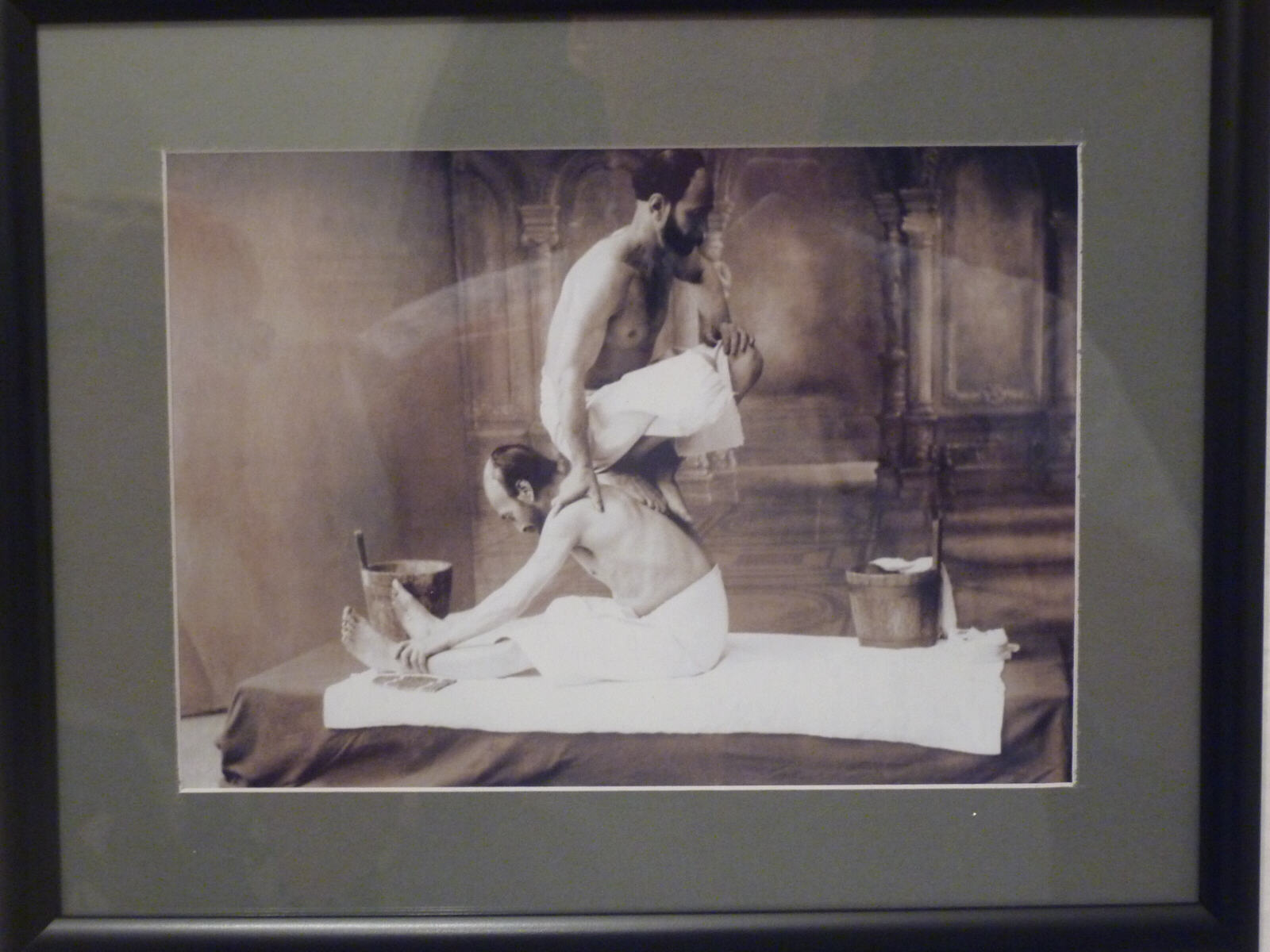 Picture of vigorous massage in the Ponto Hotel, Tblisi, Georgia