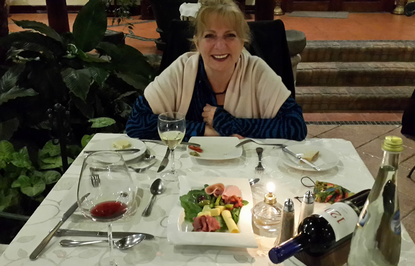 Dinner in Novocento restaurant, Santa Lucia hotel, Cuenca, Ecuador