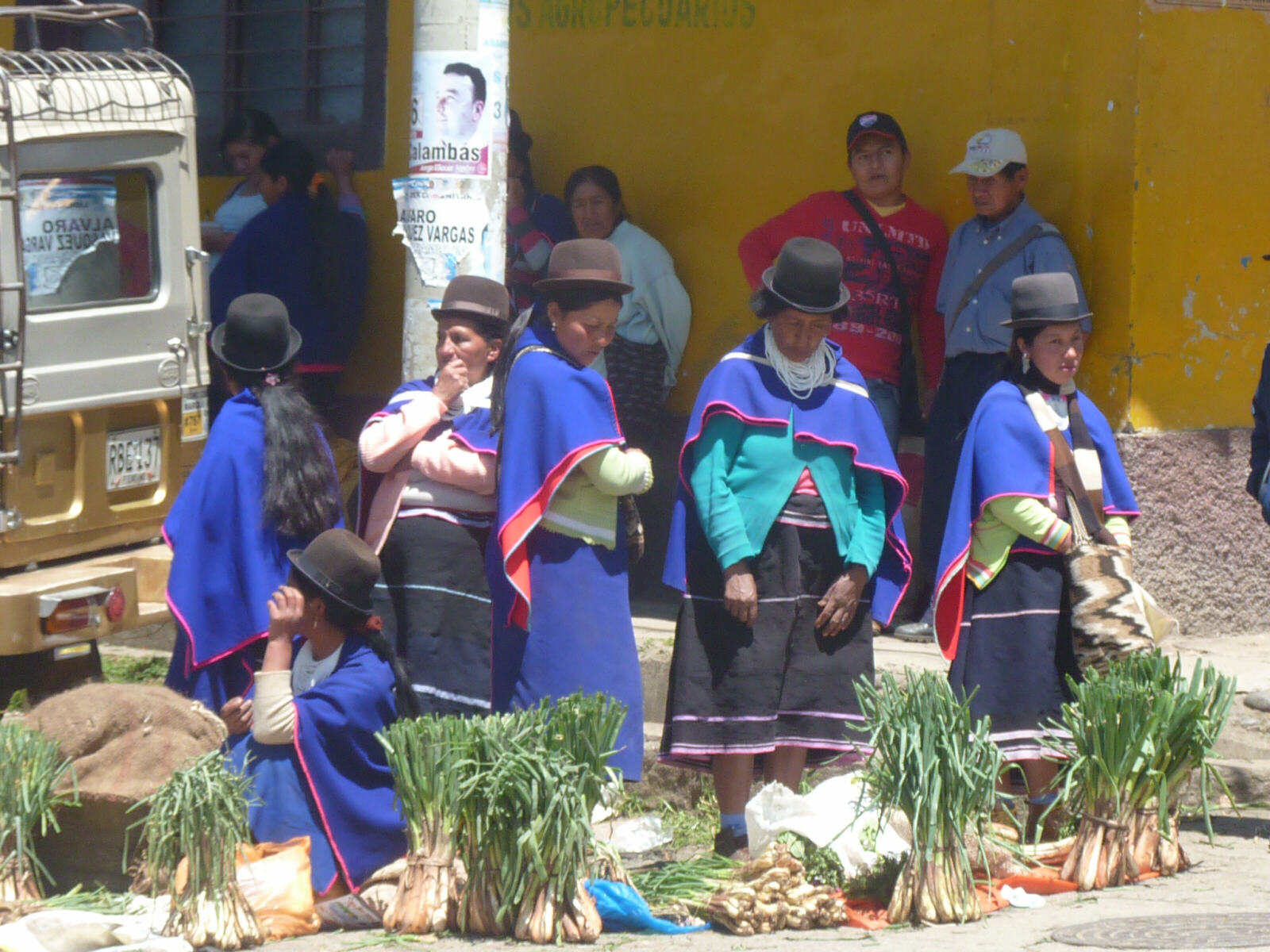 Onion sellers in Silvia indigenous market, Colombia