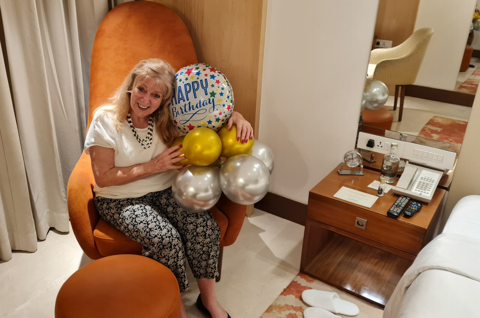 Birthday balloons in the Taj hotel in Mumbai Birthday balloons in the Taj hotel in Mumbai